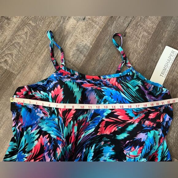 Trimshaper Farrah Swim Romper Plus- Size 22W - Picture 8 of 12